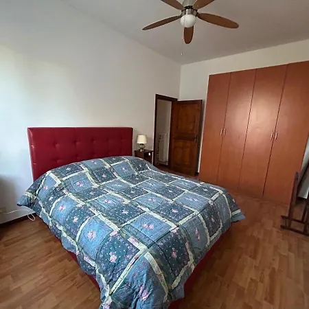 Casa Rosa, Country With Swimming Pool וילה